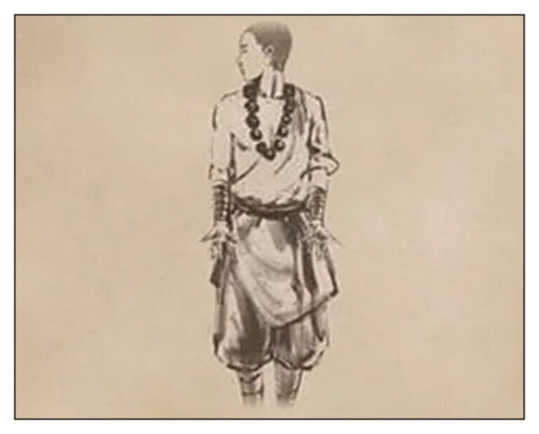 4 – Wise Owl Gazes Backwards